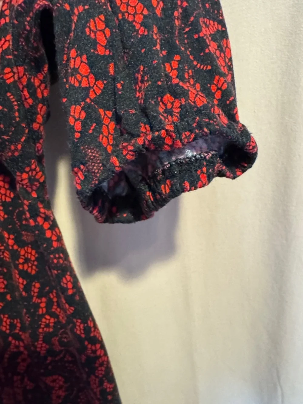 Michael Michael Kors red and black print top - Picture 5 of 8